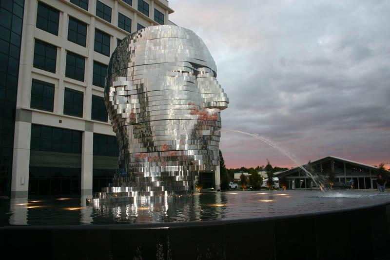metalmorphosis-david-cerny-stainless-steel-head-sculpture-north-carolina-4.jpg