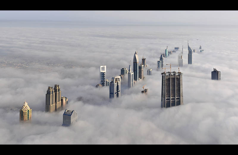 dubai-cloud-city-sheikh-zayed-road-from-burj-dubai.jpg