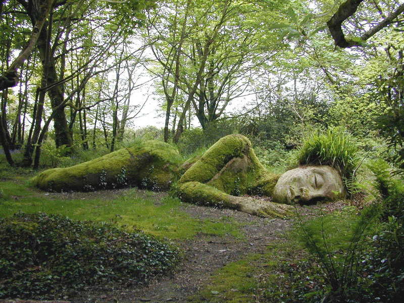 sleeping-goddess-mud-maid-woodland-walk-lost-gardens-of-heligan-england1.jpg